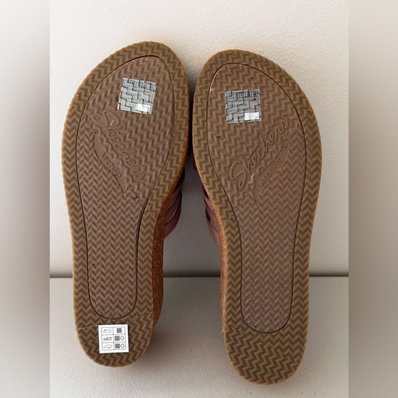 Skechers Arch Fit Bevelee Mauve Sandals Flip Flops Size 11 EUC - Picture 8 of 8